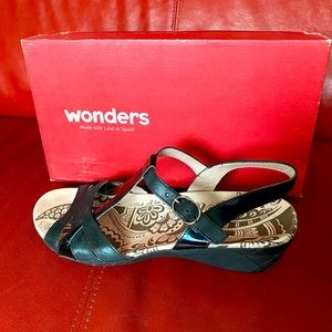 Wonders Sandals, size 40, brand new in box